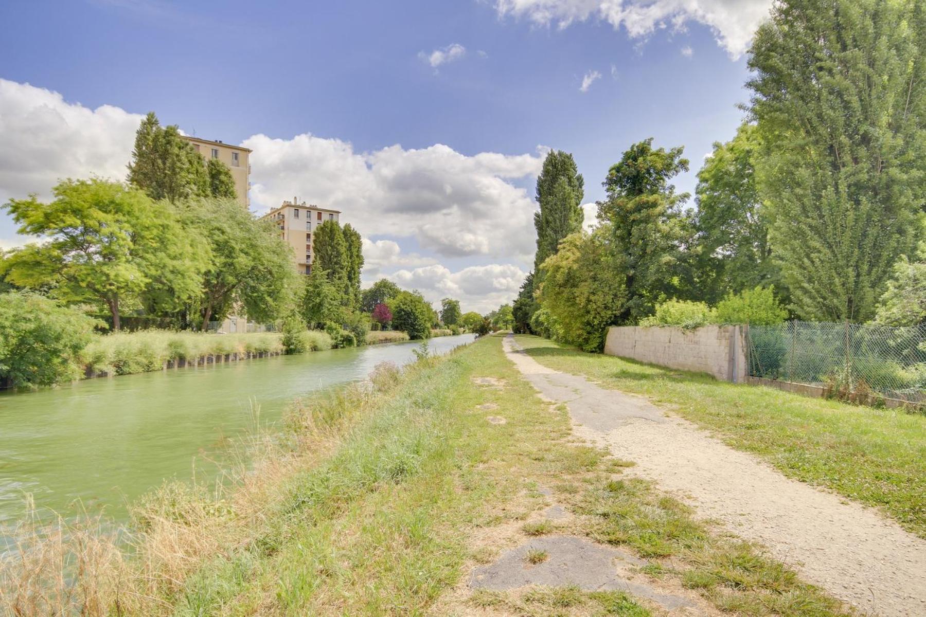 Studio Au Bord Du Canal Chelles  Exteriér fotografie